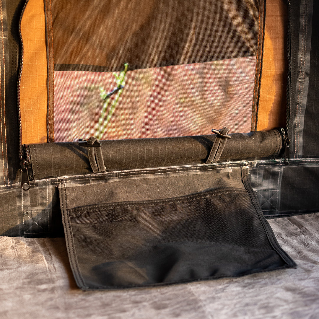 Rainger Touring Double Swag – RT2 Woodland detail view