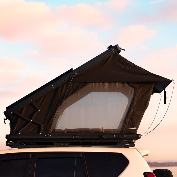PRE ORDER $500 DEPOSIT ONLY - Rainger Revo-X 1.3 Hardshell Roof Top Tent ETA (15-9-25)