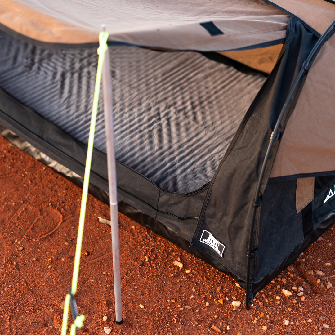 Rainger Touring Double Swag – RT2 Woodland detail view