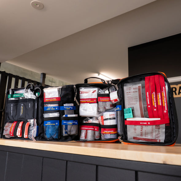 Maxtrax - Adventurer First Aid Kit – MTXSAFA