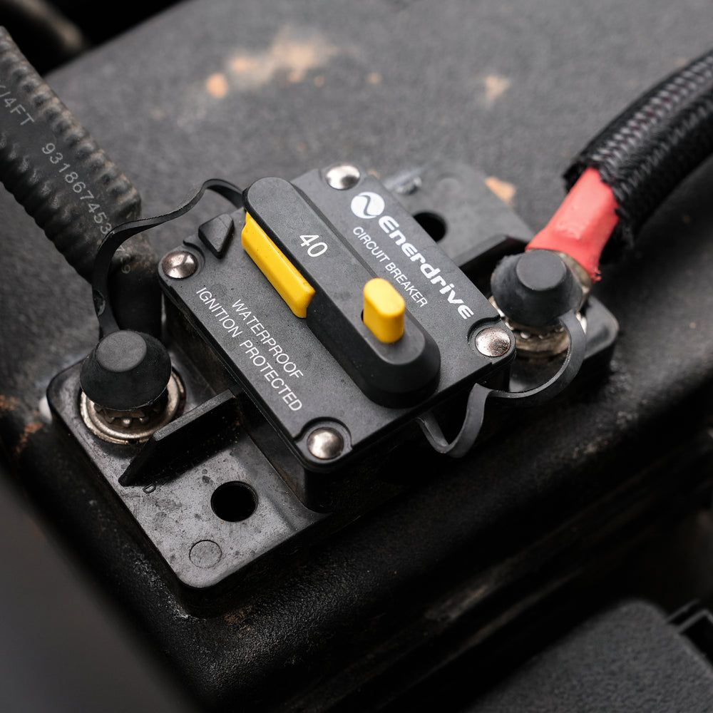 Enerdrive – Surface Mount Resettable Circuit Breaker 40A (5/16" / 8mm Stud) – EN-RCB40 alternative view