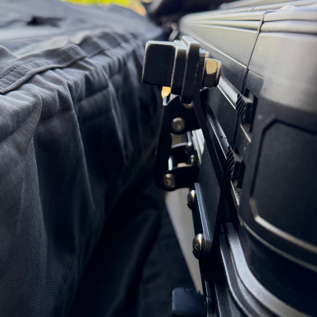 Rainger Revo X Awning Risers and Short Spring Pole Pair – (Suits Close Mounted 270 Awnings) detail view