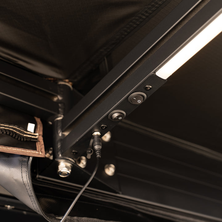 Rainger NEW – Rainger Duo 6ARM 270 Degree Awning – 2.0M D Zip for RTT detail view