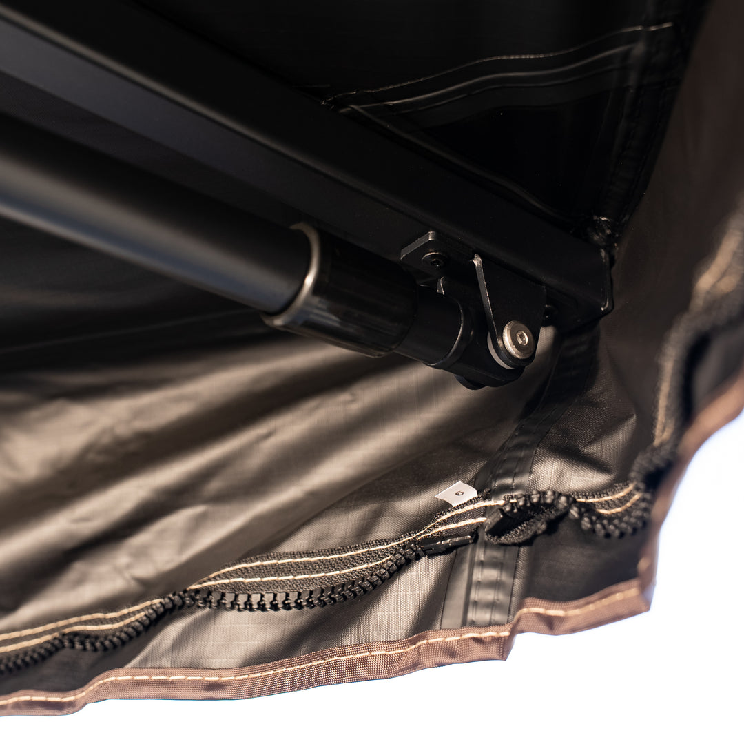 Rainger NEW – Rainger Duo 6ARM 270 Degree Awning – 2.0M D Zip for RTT detail view