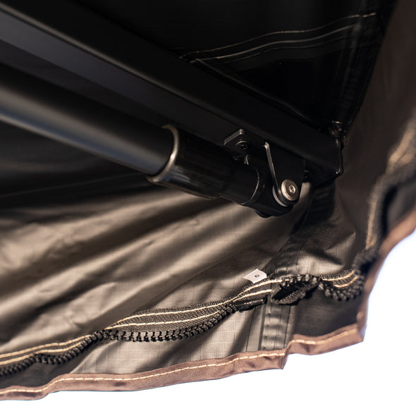 Rainger Duo 180 Degree Awning - 2.0M + FREE Kitchen Caddy