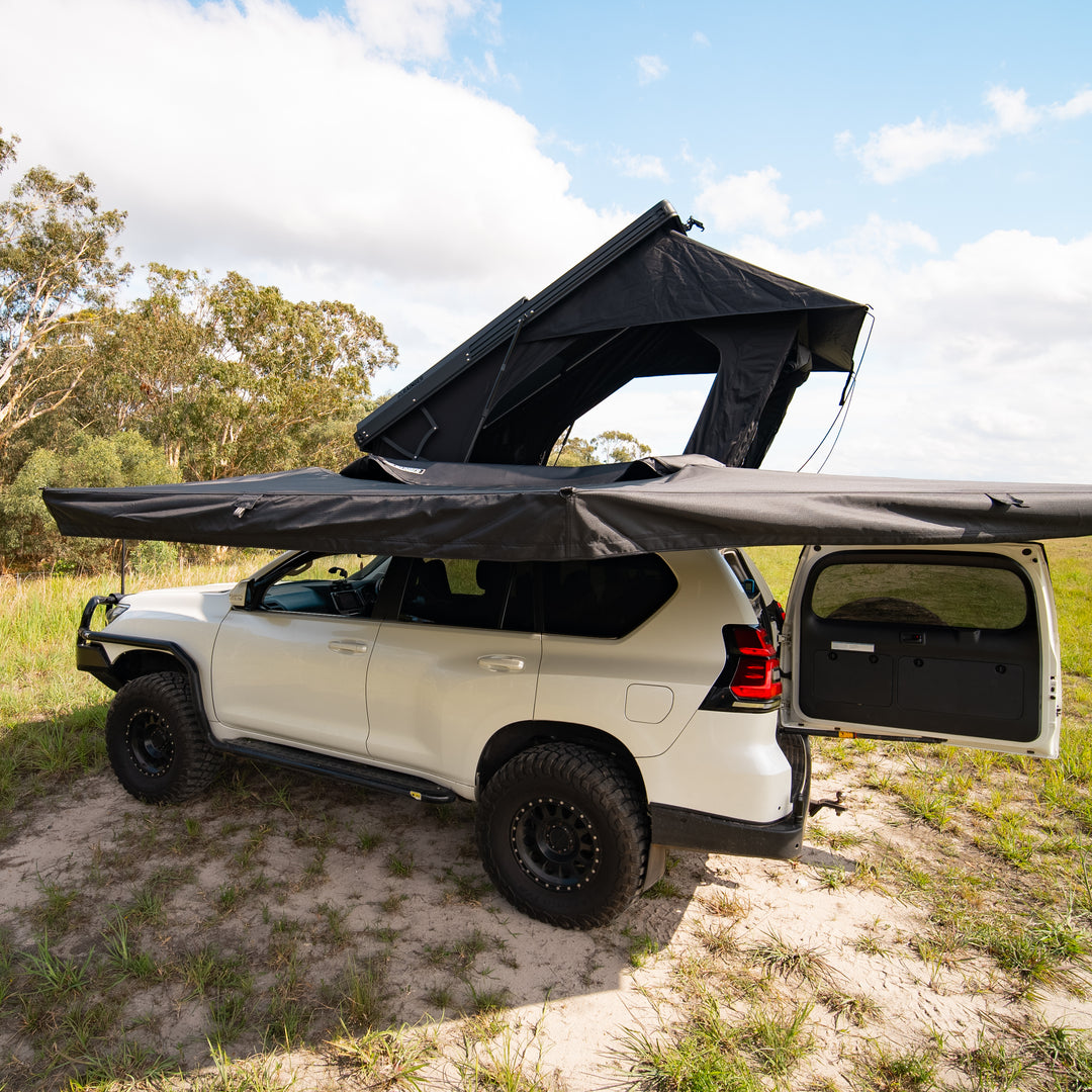 Rainger NEW – Rainger Duo 6ARM 270 Degree Awning – 2.0M D Zip for RTT detail view