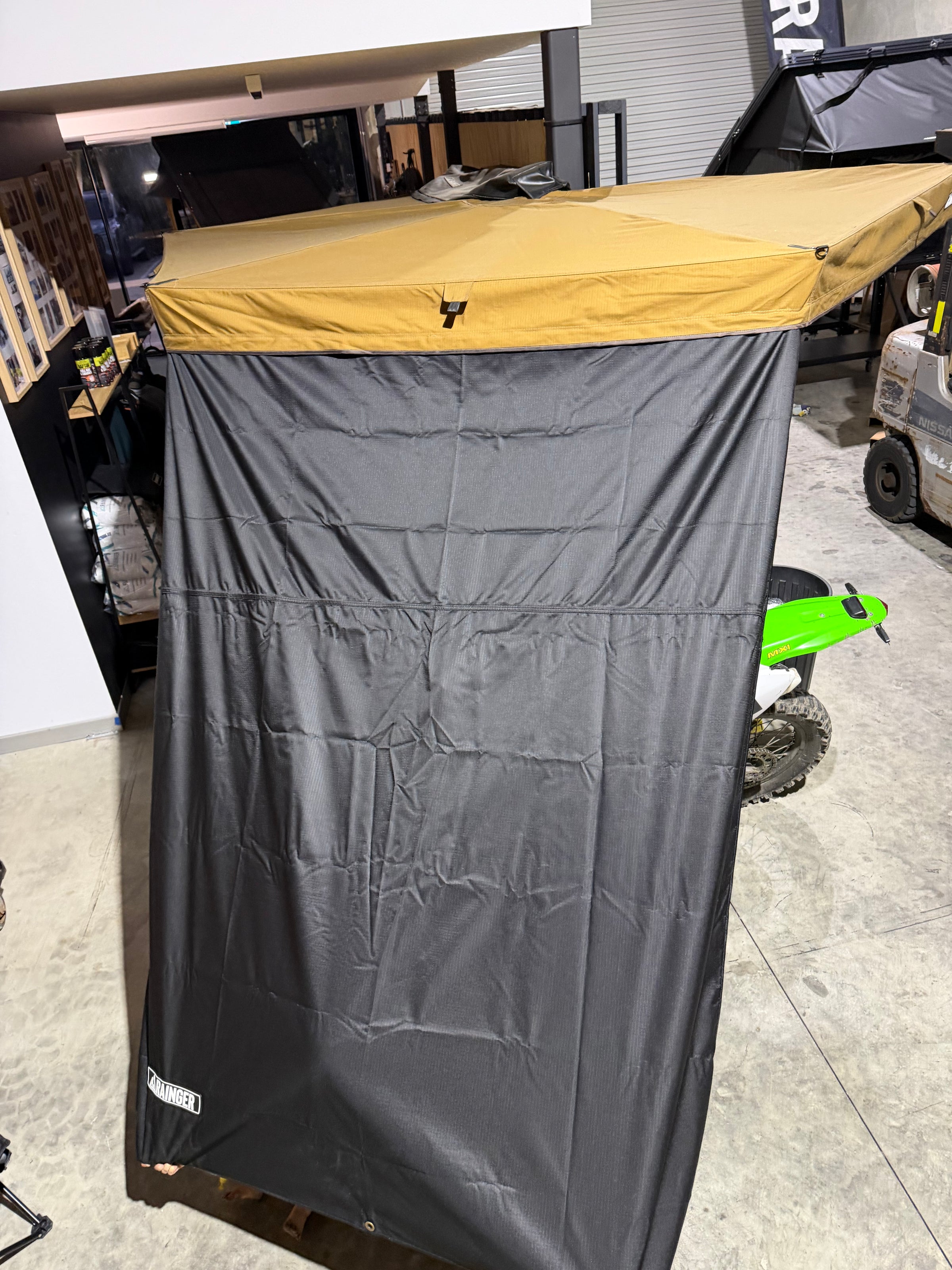 Rainger Duo 270 Degree Awning Single Angled Wall - 1.7m Position #3 - Jimny (1850mm Long)