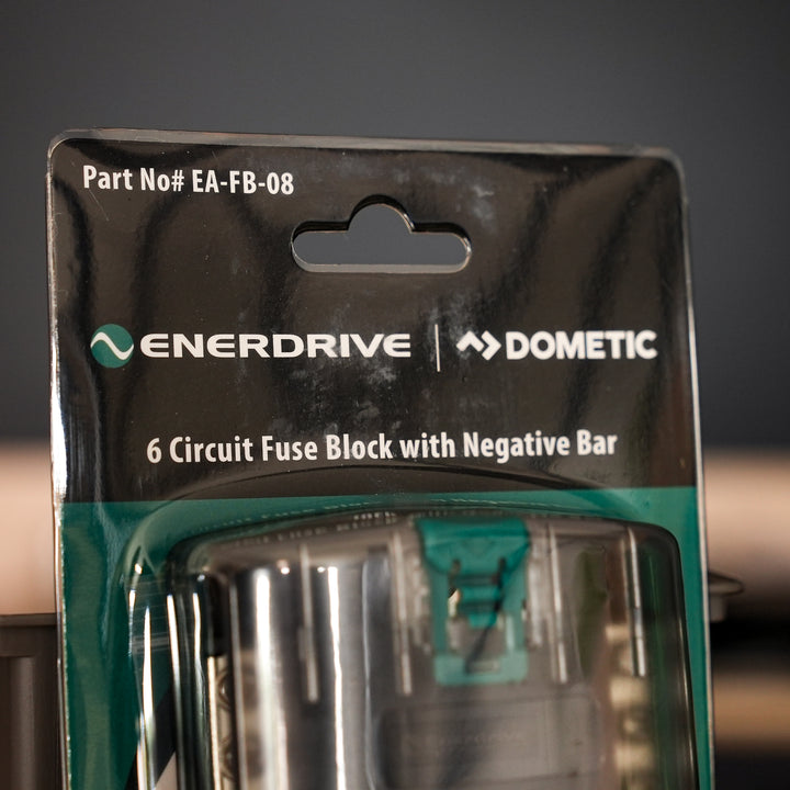 Enerdrive – ST Blade Fuse Block – 6 Circuits with Negative Bus and Cover – EA-FB-08 product in use