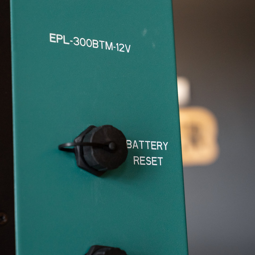 Enerdrive – B-TEC Lithium 300Ah 12V LiFePO4 Slim Metal Case Battery – EPL-300BTM-12V detail view