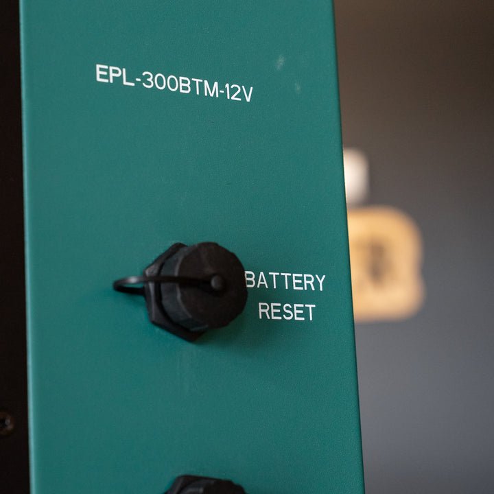 Enerdrive – B-TEC Lithium 300Ah 12V LiFePO4 Slim Metal Case Battery – EPL-300BTM-12V detail view