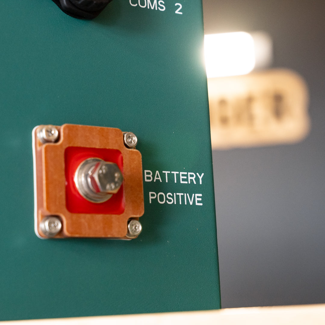 Enerdrive – B-TEC Lithium 300Ah 12V LiFePO4 Slim Metal Case Battery – EPL-300BTM-12V detail view
