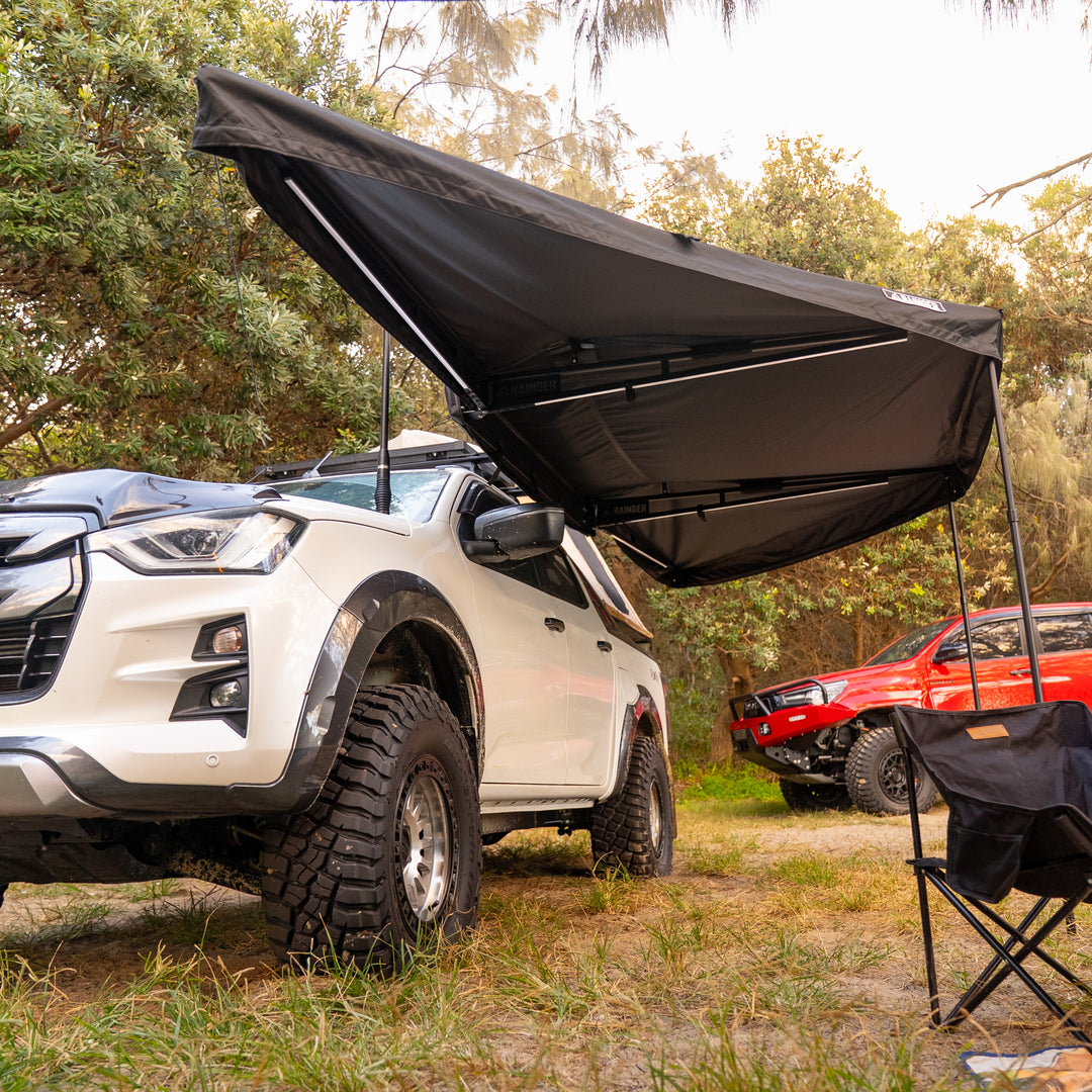 Rainger Duo 180 Degree Awning – 2.0M detail view