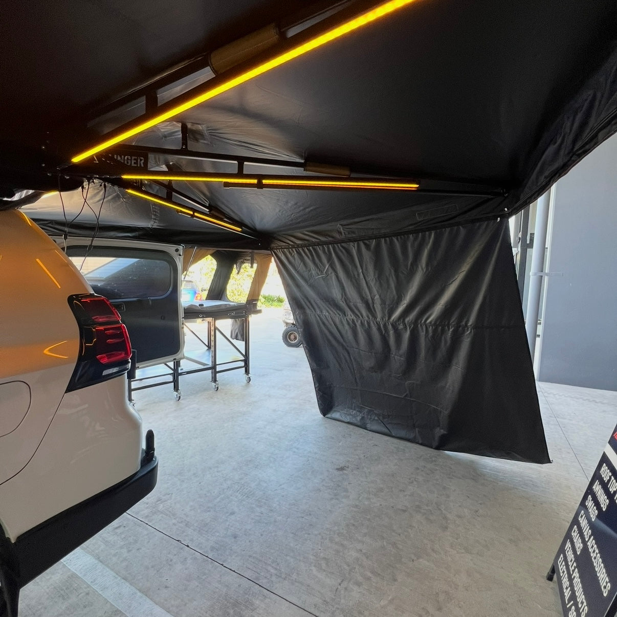 Rainger Duo 270 Degree Awning Single Angled Wall – 1.7m and 2.0m (2150mm Long) – 270 degree awning system