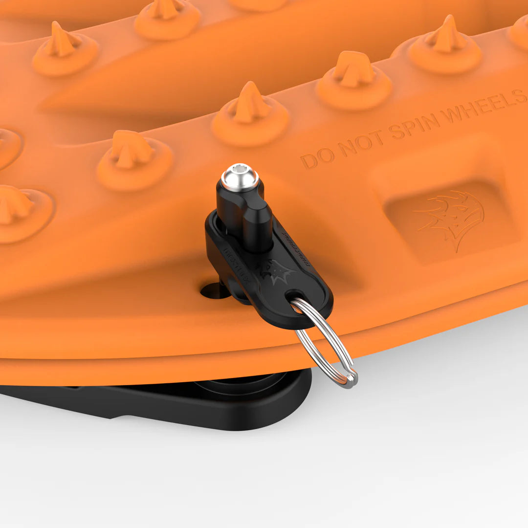 Maxtrax – Universal Pins Keyring (Signature Orange OR Black) – MTXUPKSO – MTXUPKBL detail view
