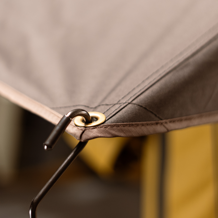 Rainger Revo-X 1.45 Hardshell Roof Top Tent detail view