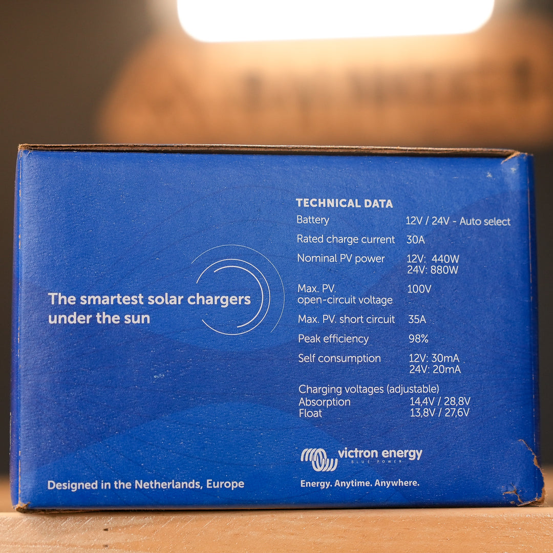 Victron – SmartSolar MPPT 100/30 (12/24V, Bluetooth) – SCC110030210