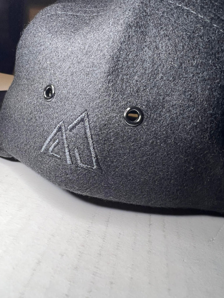 Rainger Shadow 5 Panel detail view